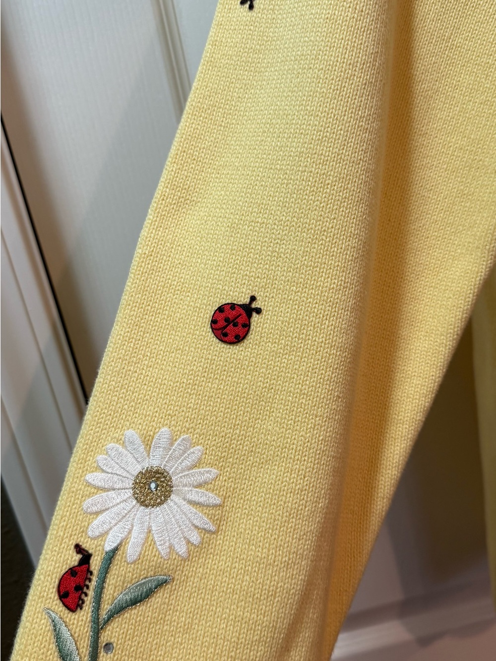 Vintage Style Yellow Cardigan 3X Daisy Ladybug Embroidered Cottagecore Plus Size - Picture 2 of 7